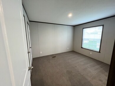 2482 Pajot Rd unit 31, Kawkawlin, MI 48631 - photo 6