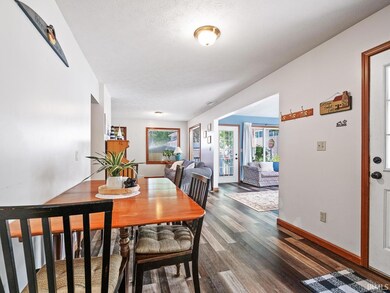 919 S Haug St, Syracuse, IN 46567 - photo 6