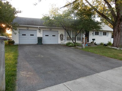 garage with house
