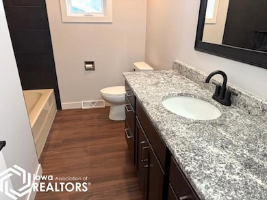 1414 E Linden St, Algona, IA 50511 - photo 6