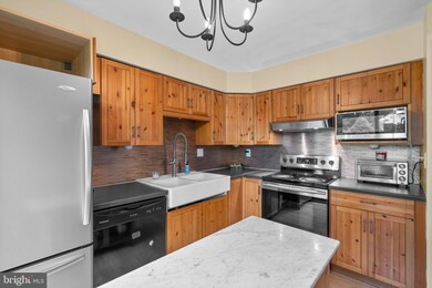 10539 Tolling Clock Way, Columbia, MD 21044 - photo 7