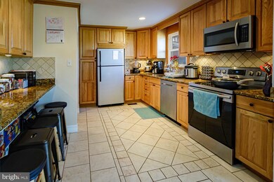 128 Fox Chase Dr, Delran, NJ 08075 - photo 5