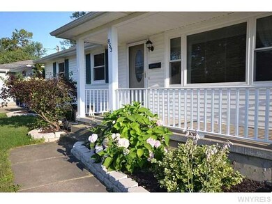 853 Remington Dr, North Tonawanda, NY 14120 - photo 3