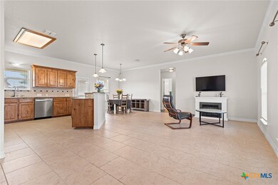 106 Buffalo Cir, Kempner, TX 76539 - photo 3