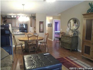 213 Beechtree Ln, Mount Washington, KY 40047 - photo 2