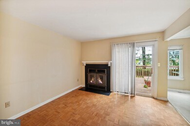 1065 Berkley Dr, Sykesville, MD 21784 - photo 4