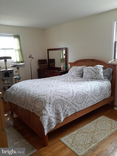 9514 Nordic Dr, Lanham, MD 20706 - photo 7