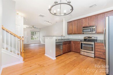 1437 Harpers Inlet Dr, Clover, SC 29710 - photo 2