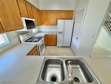 11097 Evvie Ln unit 2, Las Vegas, NV 89135 - photo 5