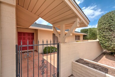 4504 S Kenneth PL-4