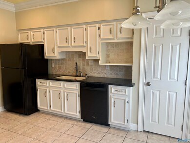 1893 Rainbow Dr unit 10, Gadsden, AL 35901 - photo 4