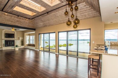 Dining / Living Area