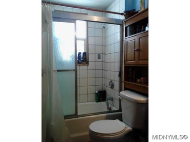 2Fl Bathroom