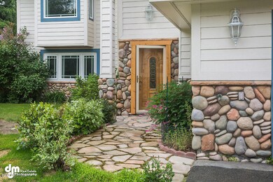 Front Entry_DMD_1556-SMALL