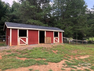 373 Buddy Ct, Rutherfordton, NC 28139 - photo 7