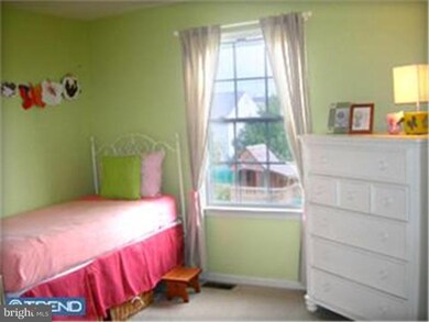 105 Meredith Dr, Spring City, PA 19475 - photo 7