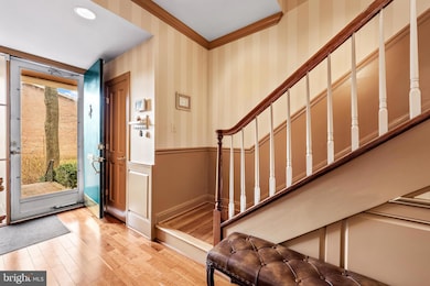 38 Bouton Green Ct, Baltimore, MD 21210 - photo 4