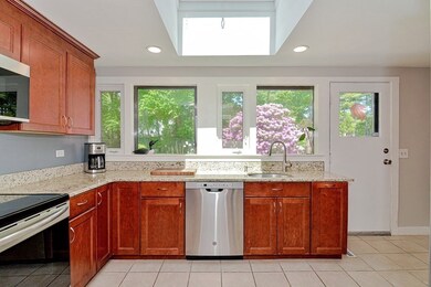 13 Nebo St, Medfield, MA 02052 - photo 5