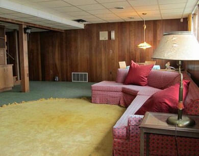 100 Briarcliff Ave, Warwick, RI 02889 - photo 6