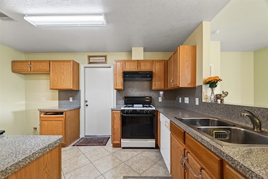 2831 Meiko Dr, Houston, TX 77045 - photo 4