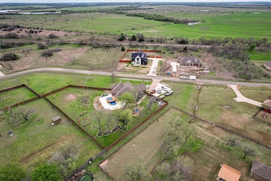 310 Fairway Parks Dr, Corsicana, TX 75110 - photo 3