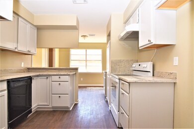 3907 Almington Ln, Houston, TX 77088 - photo 7