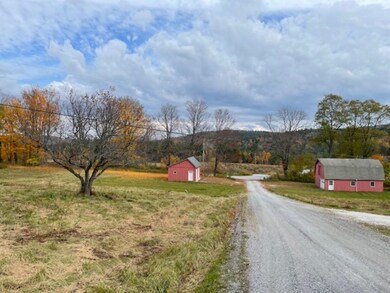 628 S Hill Rd, Ludlow, VT 05149 - photo 4