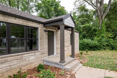 2721 Colonial Dr, New Albany, IN 47150 - photo 3