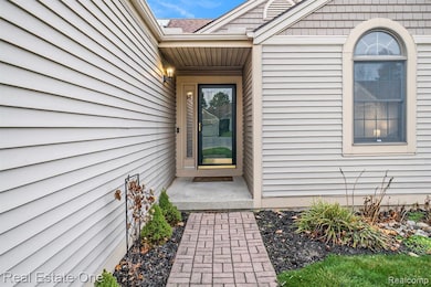 9413 Blue Spruce Ct unit 54, Davison, MI 48423 - photo 3