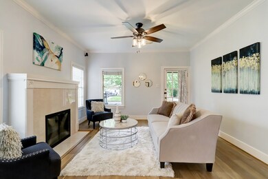 912 Pizer St, Houston, TX 77009 - photo 4