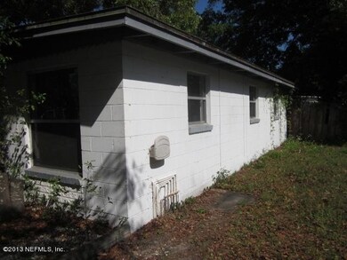 8105 Galveston Ave, Jacksonville, FL 32211 - photo 3