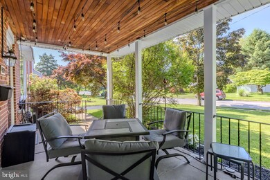 427 Heatherwood Rd, Havertown, PA 19083 - photo 4