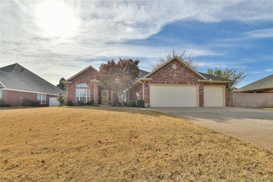 2904 Canton Ln, Edmond, OK 73012 - photo 2