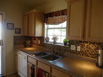 14329 Desert Fire Ct, Horizon City, TX 79928 - photo 7