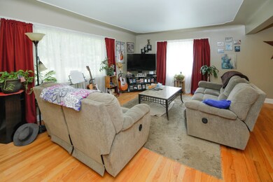 210 Bridge Rd-104
