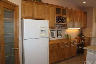 Large kitchen with lots of counter space, ample ma