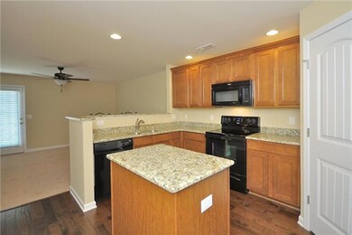 New Appliances, Granite Kitchen With Pantry