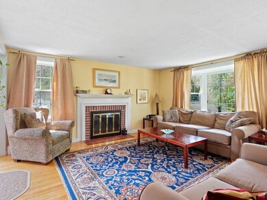 26 Elda Rd, Framingham, MA 01701 - photo 3