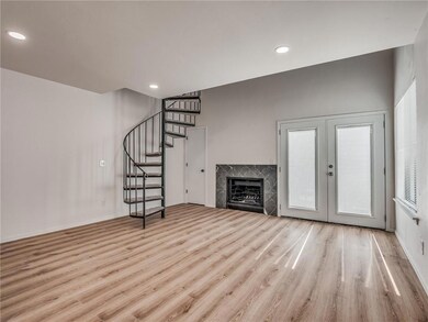 11530 N May Ave unit D208, Oklahoma City, OK 73120 - photo 3