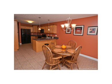 1021 Wildflower Dr, Georgetown, IN 47122 - photo 4