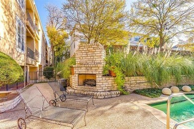 Pool/spa area for outside entertaining