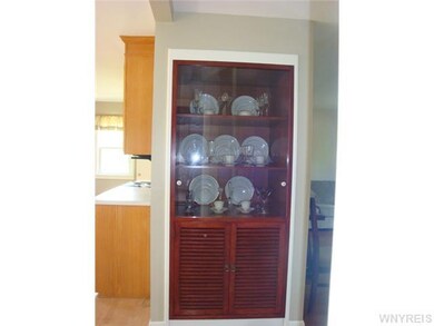 1377 Moll St, North Tonawanda, NY 14120 - photo 5