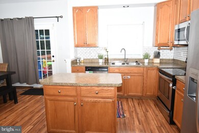 9960 Sherwood Farm Rd, Owings Mills, MD 21117 - photo 4