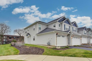 387 Masters Dr, Addison, IL 60101 - photo 2