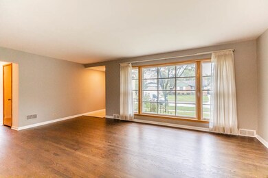 2104 Manchester Ave, Westchester, IL 60154 - photo 3