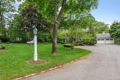 239 Cedar St, East Greenwich, RI 02818 - photo 4