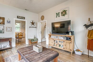 807 S Brazos St, Weatherford, TX 76086 - photo 7