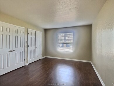 904 University Oaks Blvd unit 5, College Station, TX 77840 - photo 7