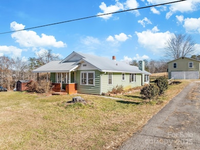 71 Lower Glady Fork Rd, Candler, NC 28715 - photo 6