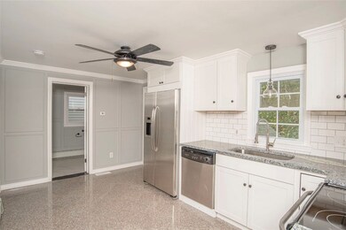 28 Willow St, West Warwick, RI 02893 - photo 3